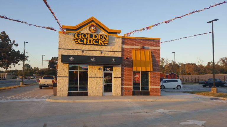 Golden Chick opens new Fort Worth restaurant