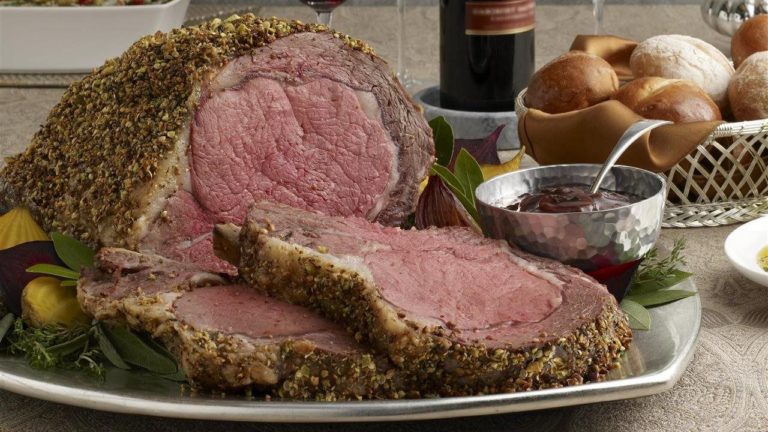 Expert tips for the perfect holiday roast