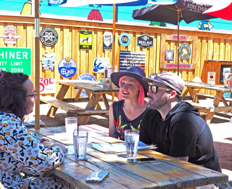 Commentary: Dining al fresco in Arlington