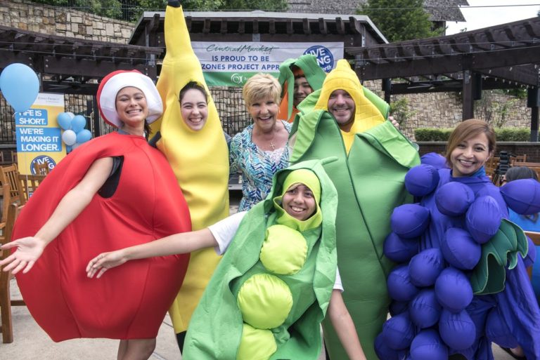 Blue Zones celebrates Central Market participation