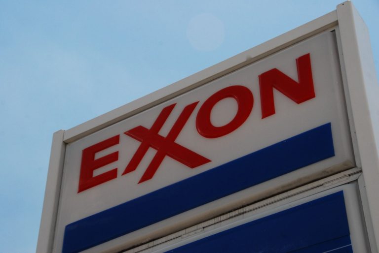 Exxon to cut 1,900 US jobs as oil industry struggles