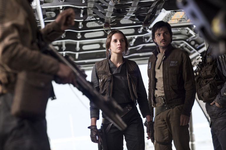 ‘Rogue One’ tops box office for 4th straight week