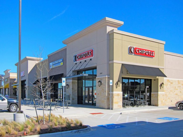 Lewisville retail center sold