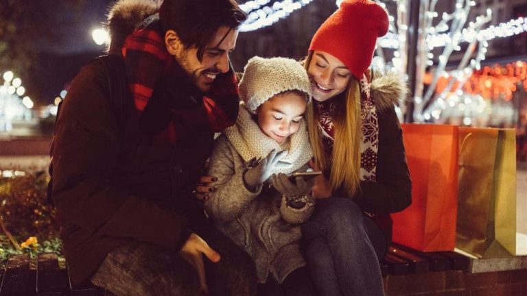 6 maneras de ahorrar tiempo y dinero esta temporada de compras festiva