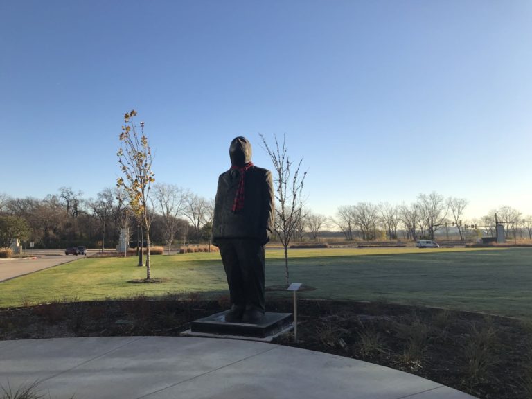 Simon and The Shops at Clearfork unveil ‘Think Big’ sculpture