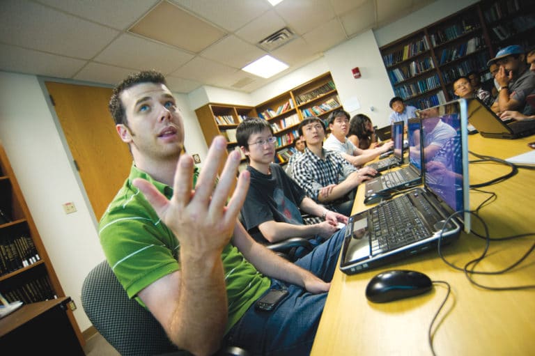 UT Arlington spring 2016 enrollment hits record for Texas students