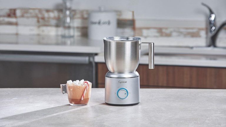 Holiday Hot Chocolate Made Easy