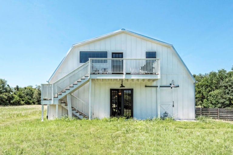 ‘Fixer Upper’ Barndominium for sale