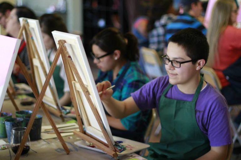 Fort Worth’s A Piece of Work offers open painting class