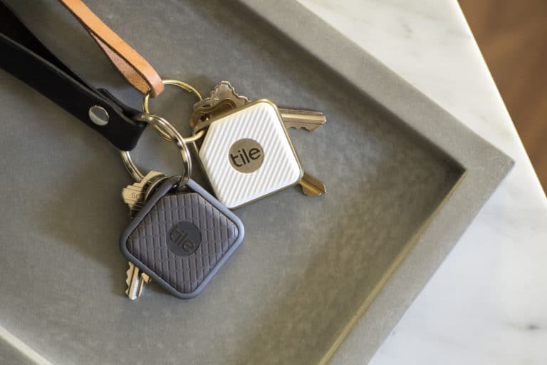 Gadgets, comfort, luggage: A gift guide for travelers