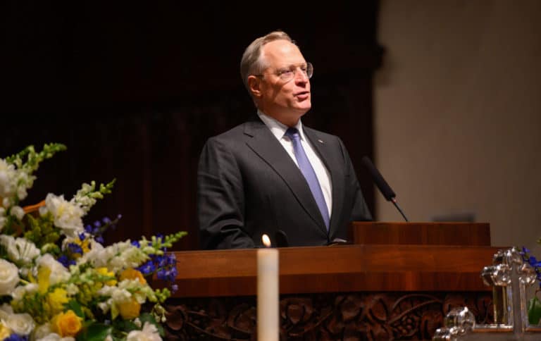 H. Ross Perot’s devotion to family, friends remembered