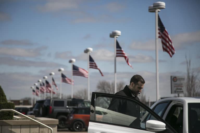 July auto sales missing analyst estimates in early results