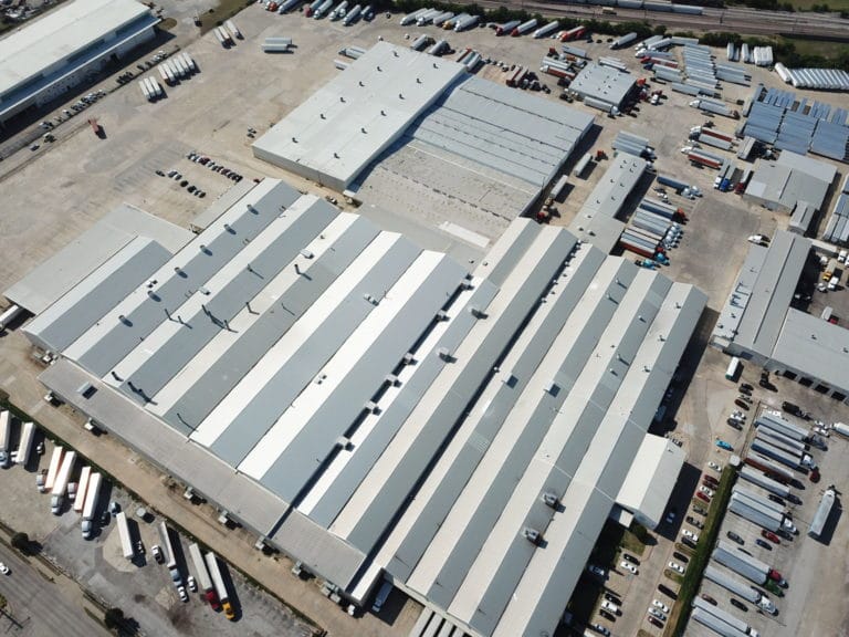 Fort Worth firm acquires 603,795SF industrial building in Garland