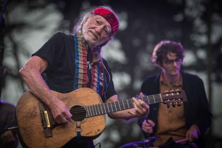 Bob Dylan, Willie Nelson set for Outlaw Music Festival Tour