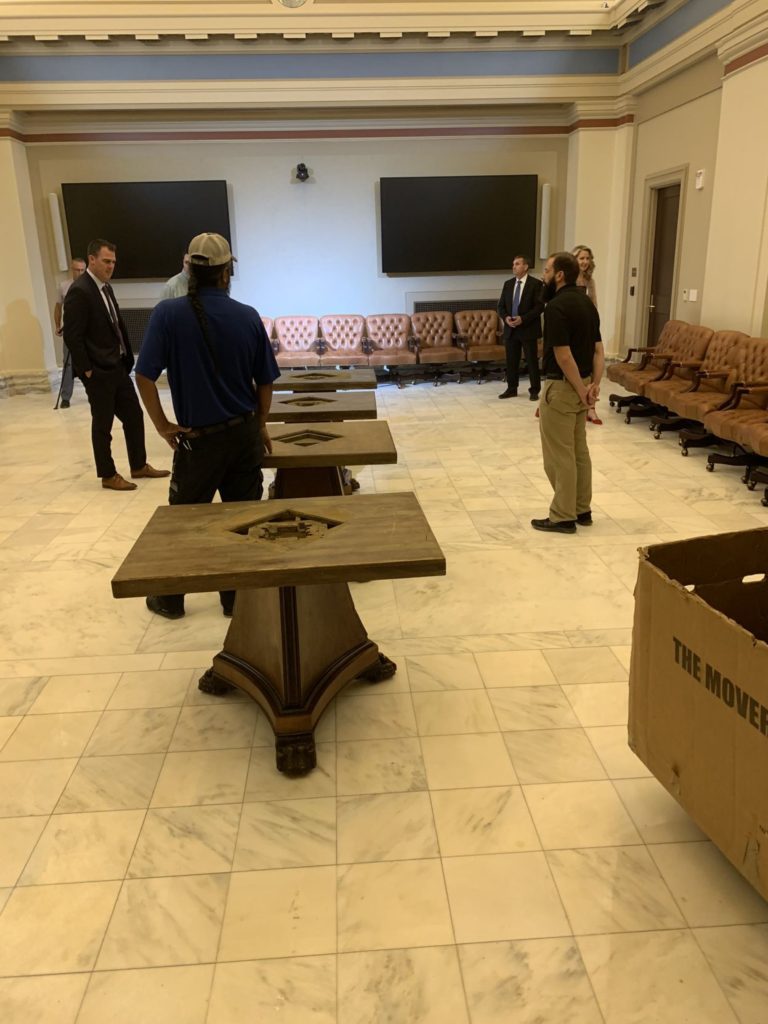 Ornate desk owned by T. Boone Pickens, bought by Fort Worth business leader,  headed from Texas to Oklahoma
