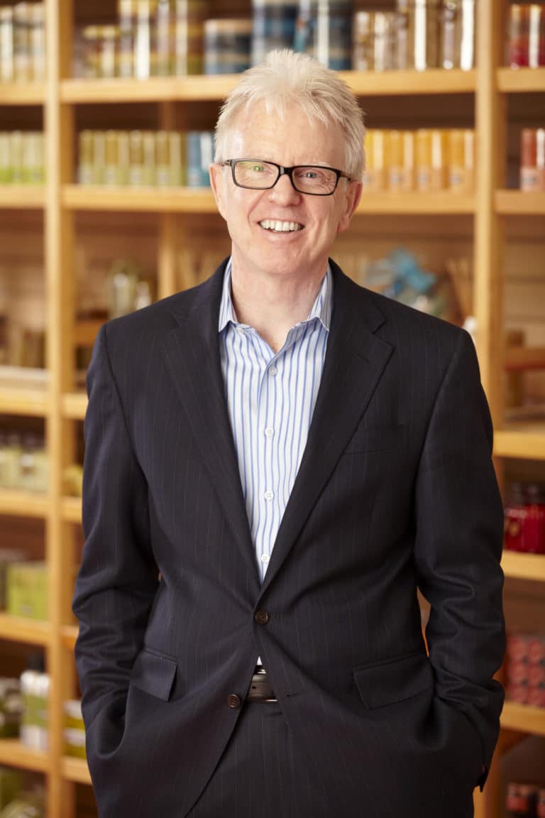 Smith to step down, Pier 1 to seek new CEO