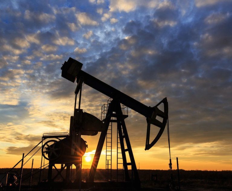 Texas, New Mexico driving record oil production in 2019, 2020