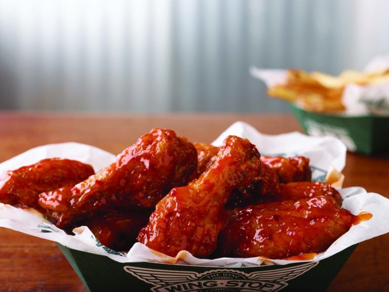 Dallas-based Wingstop hopes for hot stock offering