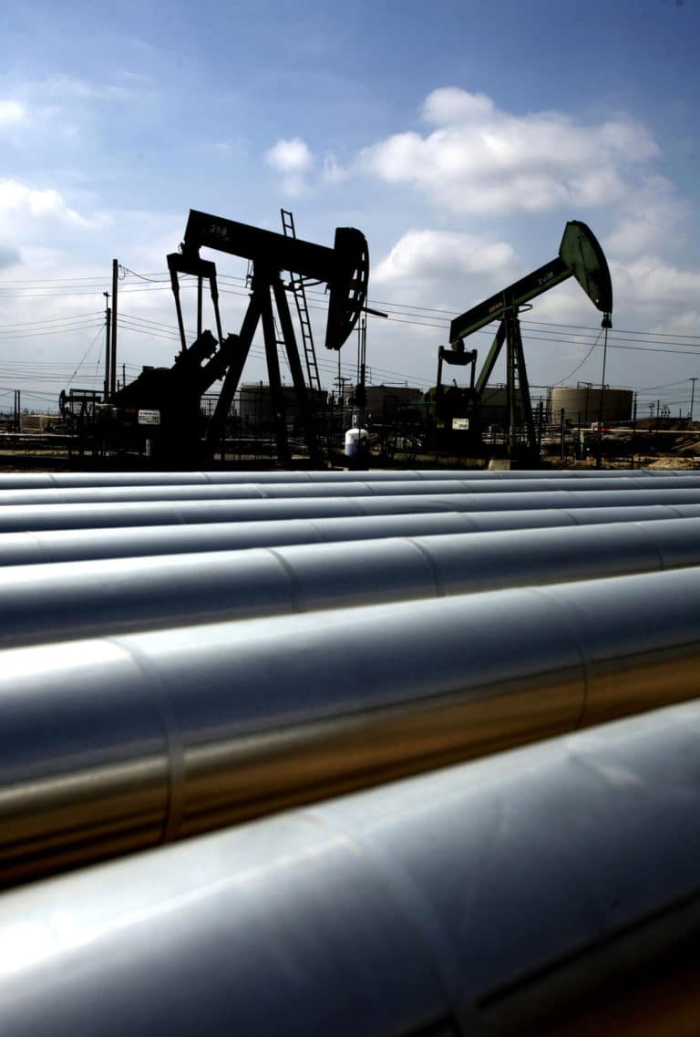 Nation’s largest refinery scales back output as Harvey rages