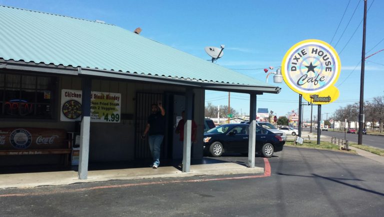 Small Business: Dixie House Cafe