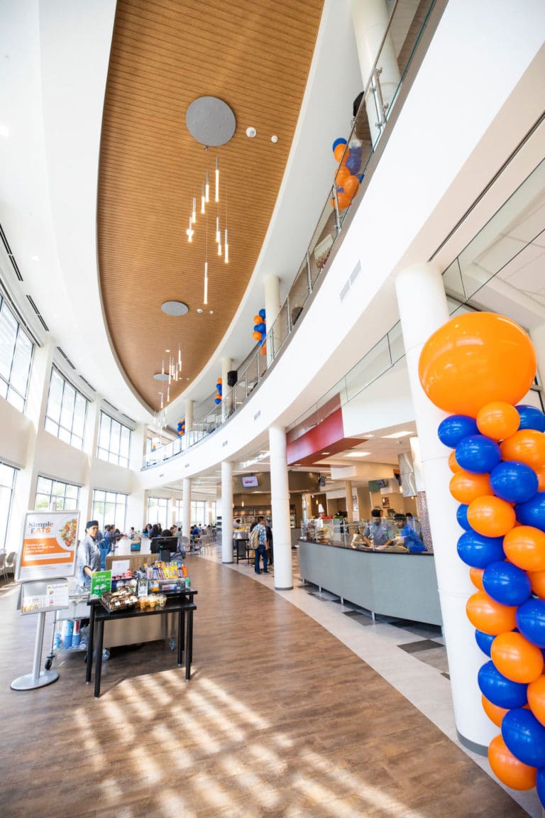 West Hall, Commons opens:   UT Arlington opens residence hall, dining facility