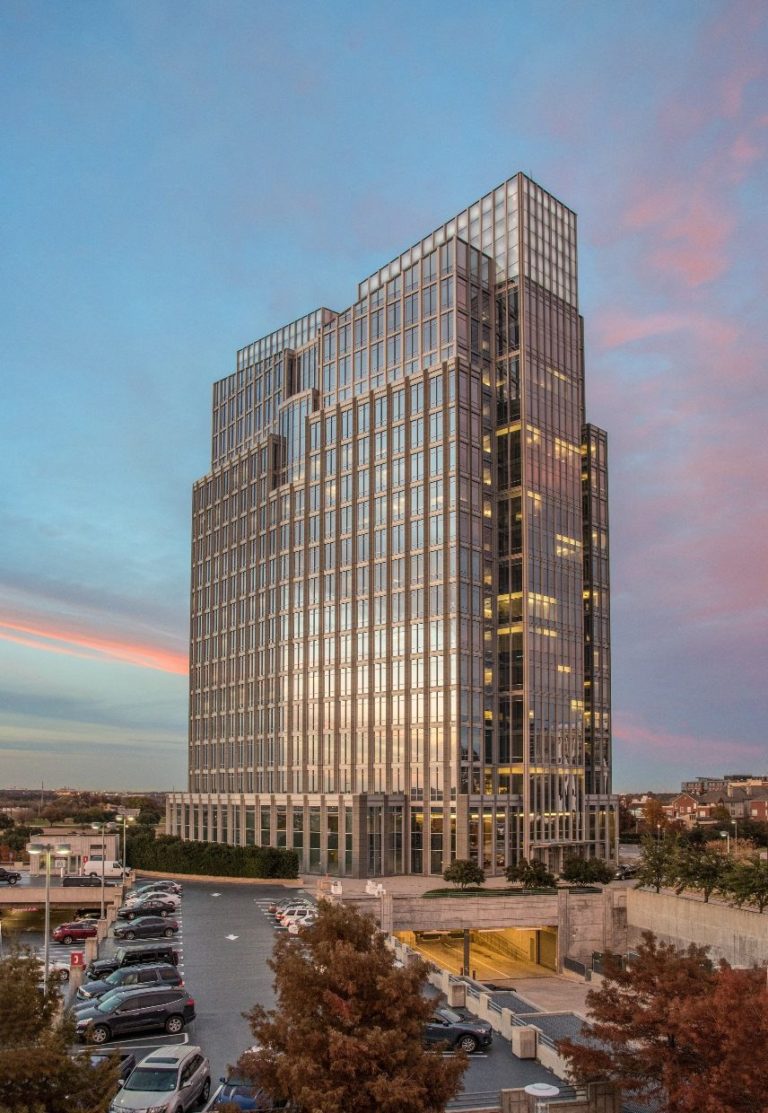 Former Pier 1 building set to become new Fort Worth City Hall
