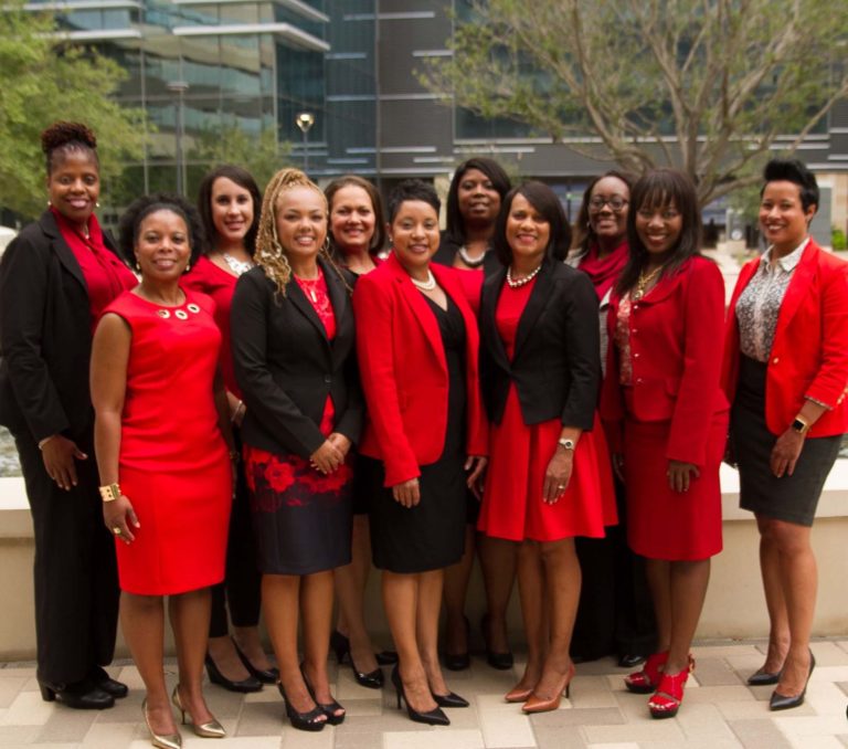 TCU Neeley Executive Education partners with NAAWLI for leadership program