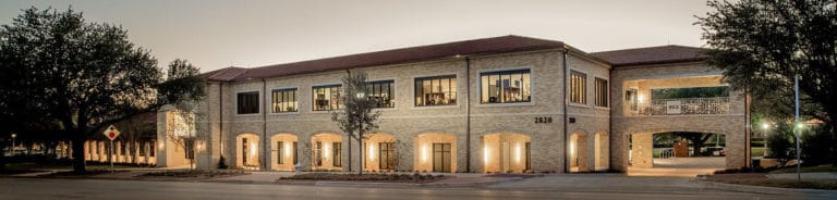 TCU dedicates expanded, renovated Dee J. Kelly Alumni & Visitors Center