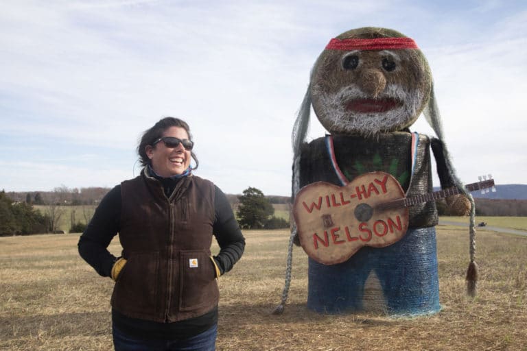 ‘On the Farm Again’ – woman makes hay replica of Willie Nelson