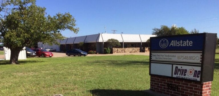 Office/warehouse acquired in Arlington