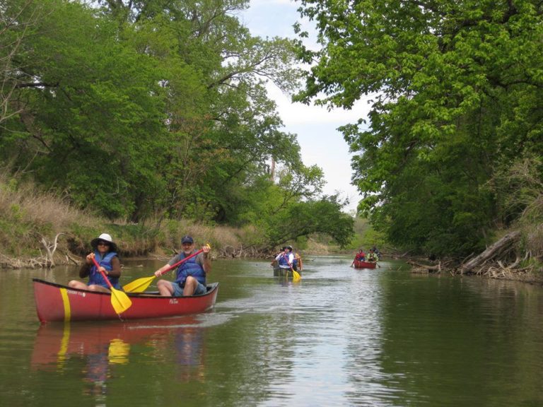 Take a canoe tour with the Fort Worth Nature Center and Refuge