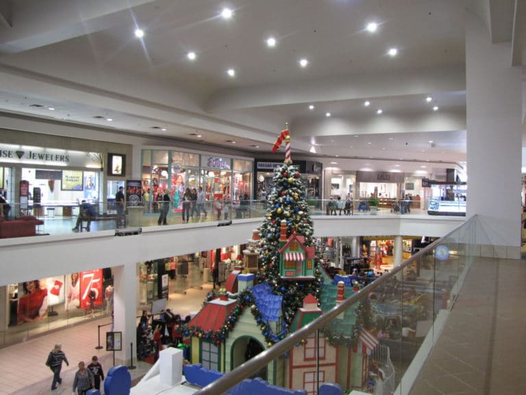 Ridgmar Mall owner negotiating for future redevelopment as Macy’s moves out
