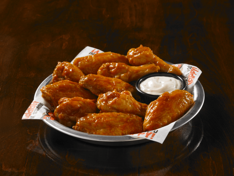 Downtown Hooters gets approval from design review board