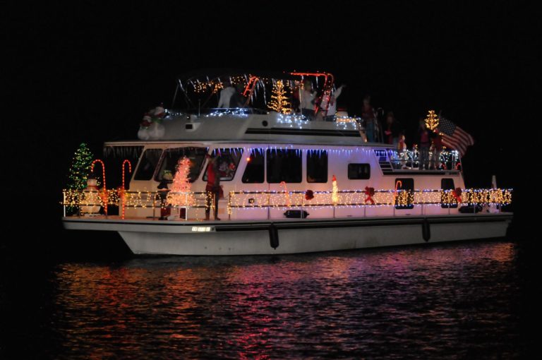 Parade of Lights on Eagle Mountain Lake