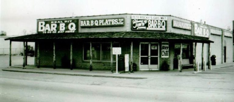 Cooking up a winner:  Riscky’s celebrates 90 years of ’cue