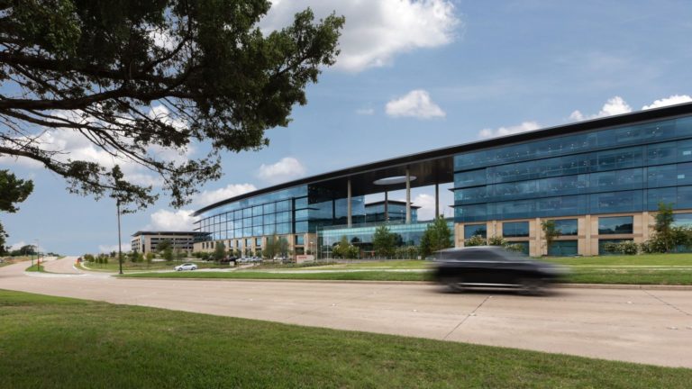 Toyota to start deploying vehicle-to-vehicle tech in 2021