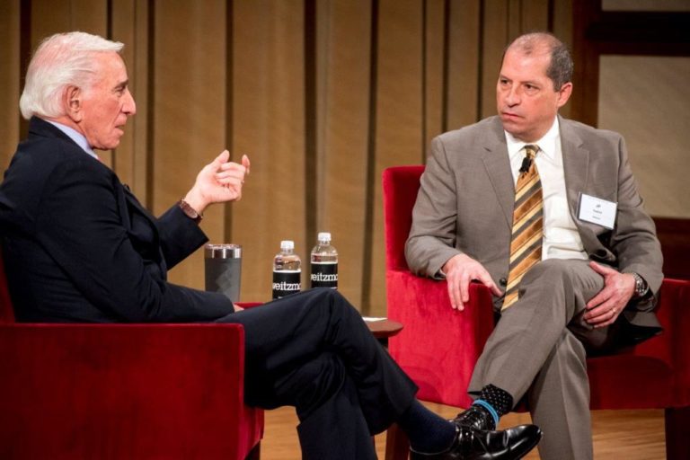 Walmart plans to put emphasis on excellence to compete in changing retail environment