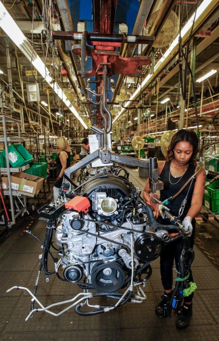 Plant closings send GM to 2Q loss, but signs of improvement