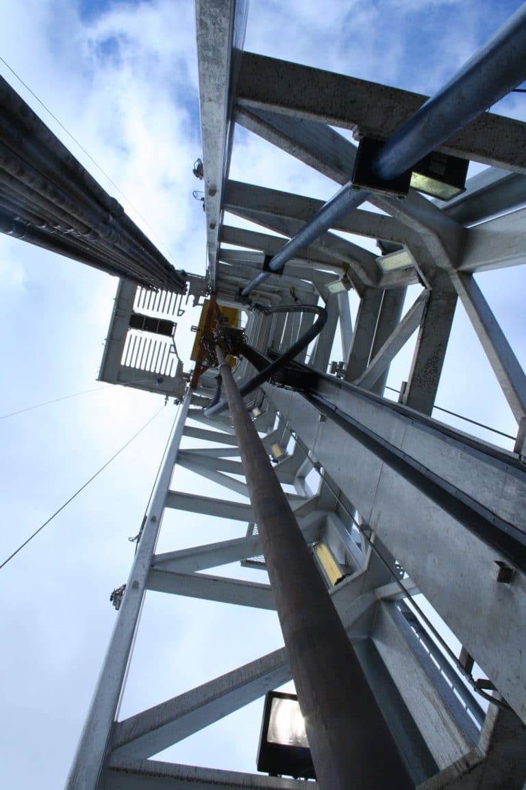 For now, Texas economy shrugs off low oil prices