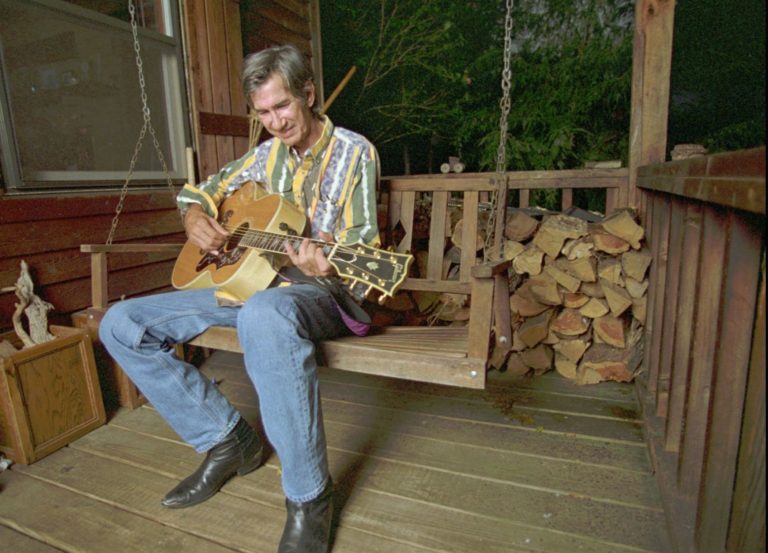 Fort Worth’s Townes Van Zandt to join Nashville Songwriters Hall of Fame
