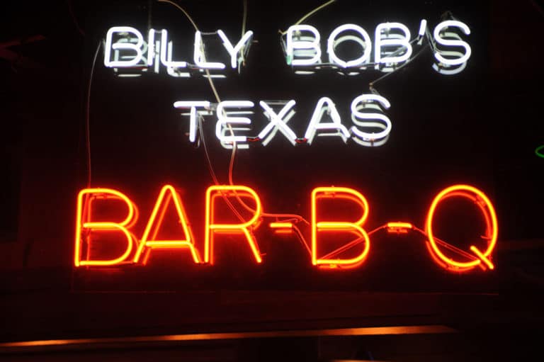 Billy Bob’s the World’s Largest … Resta-Tonk?