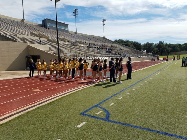 Texas Wesleyan wins homecoming game