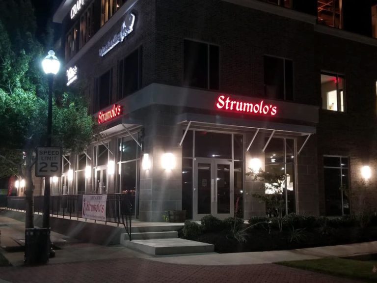 Strumolo’s, a New Jersey-based Italian restaurant, opens in Roanoke