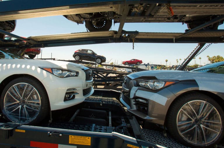 Carmakers sustain sales with big discounts and the occasional TV