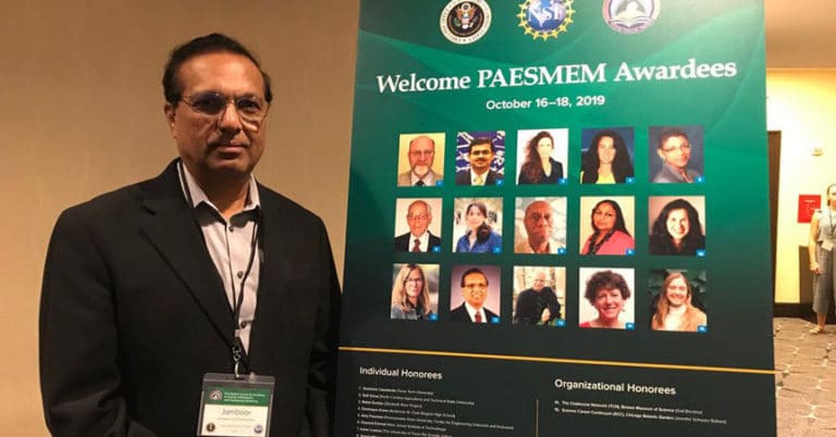 UNTHSC professor receives mentoring award