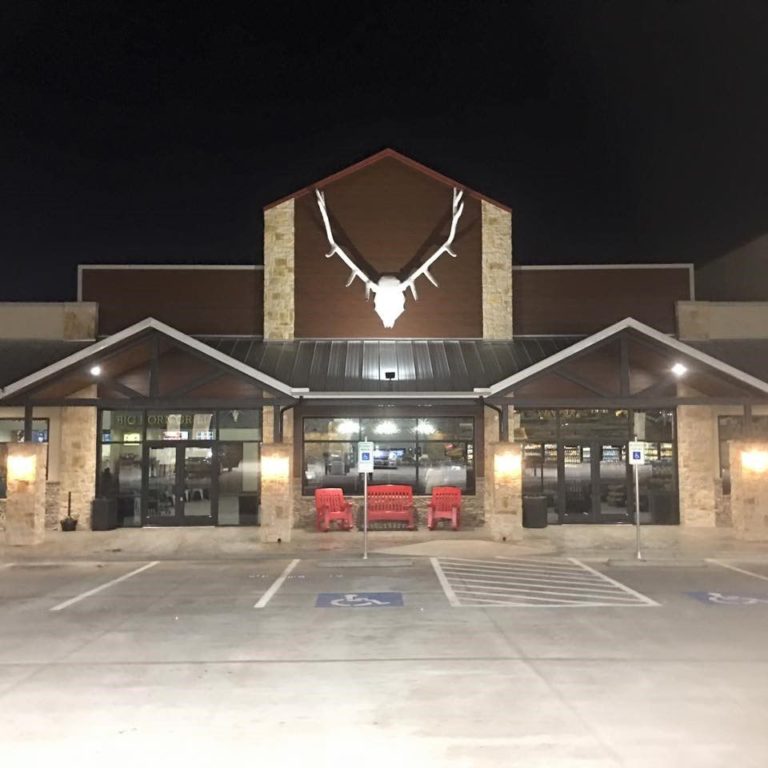 Big Horn Travel Center opens in Fort Worth