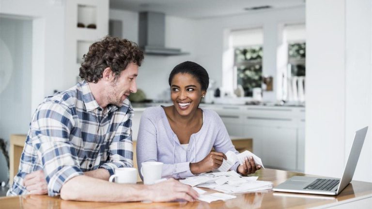 6 simple steps to take control of your finances