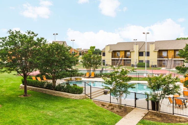 Transwestern announces apartment sales totaling $275M, several in Fort Worth