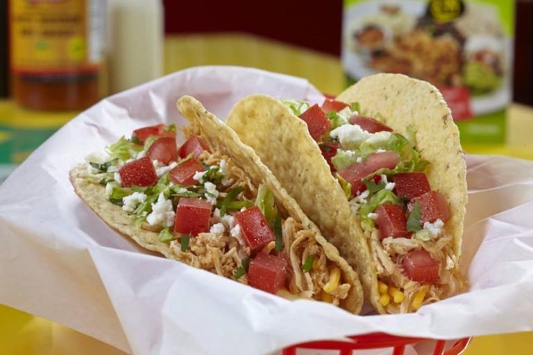 Fuzzy’s opening Lake Worth location