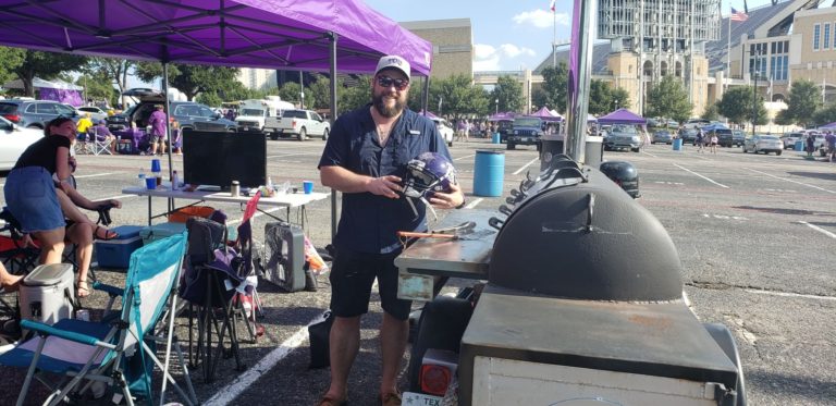 Mauch on Sports: Get a taste of TCU – in the parking lot